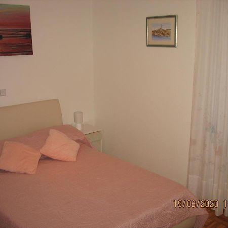 Aliana Apartment Secovlje Bagian luar foto