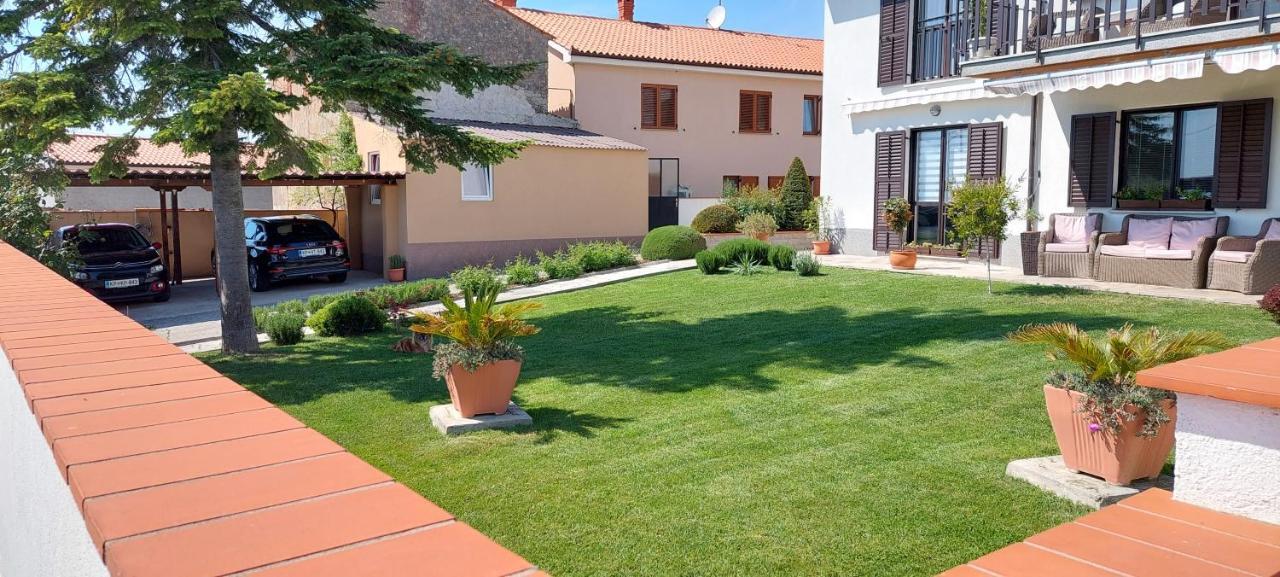Aliana Apartment Secovlje Bagian luar foto